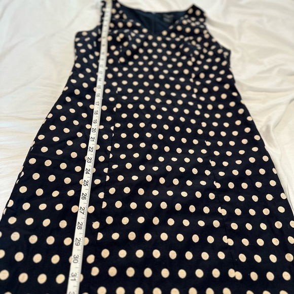 Ann Taylor Women Petite Sz:4 Black/ Cream Embroidered polka dot Sleeveless Dress - Picture 4 of 12